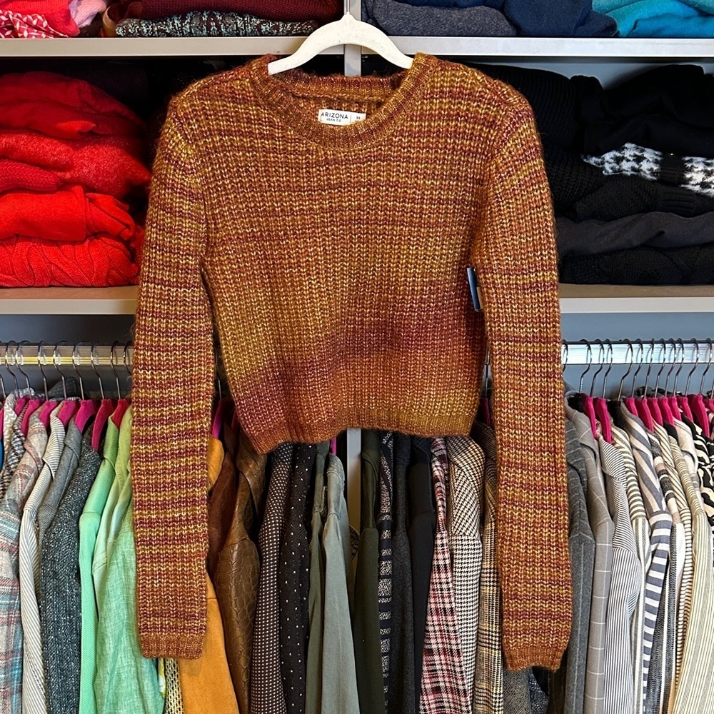 Arizona pink/brown long sleeve crew neck cropped sweater size XS NWT